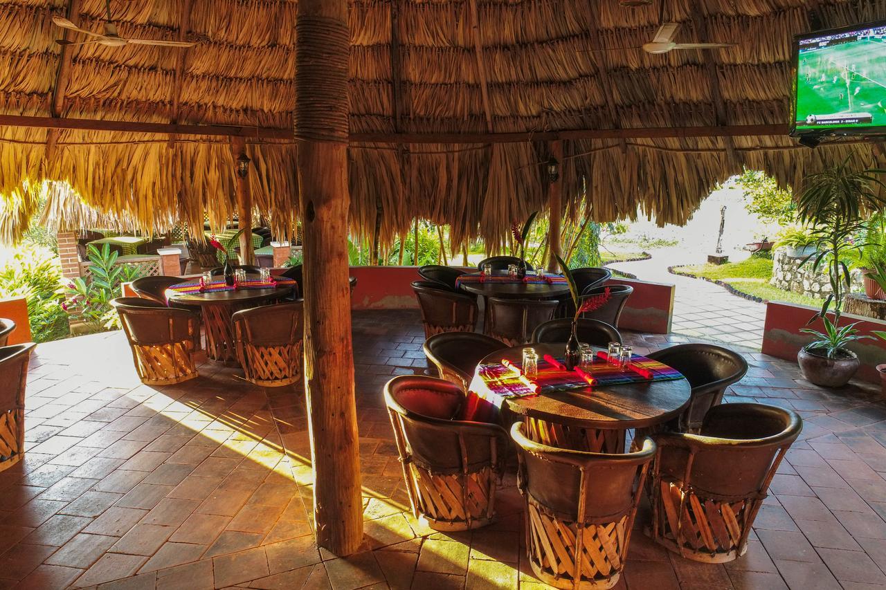Hotel Hacienda San Vicente Flores Esterno foto