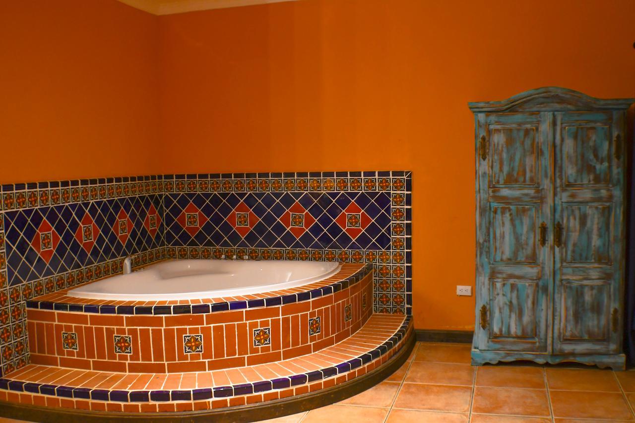 Hotel Hacienda San Vicente Flores Esterno foto