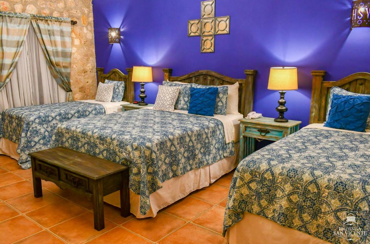 Hotel Hacienda San Vicente Flores Esterno foto